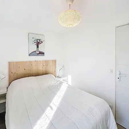 Le Perregaux By Interhome