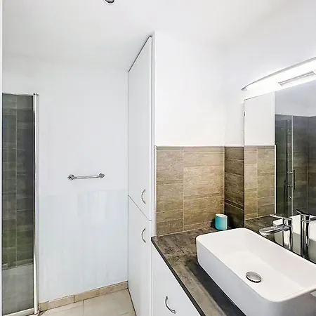 Le Perregaux By Interhome