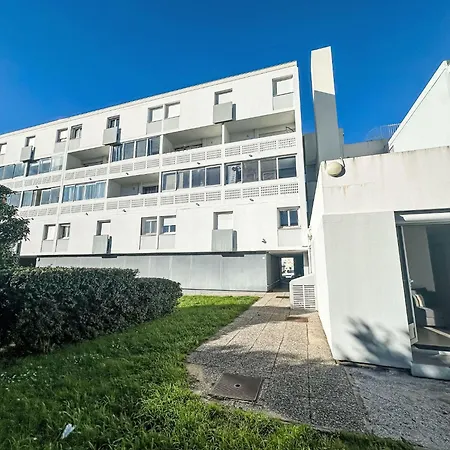 Le Perregaux By Interhome Appartement Le Lavandou