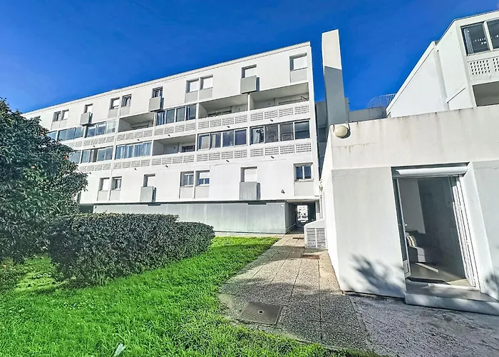 Le Perregaux By Interhome Apartment *