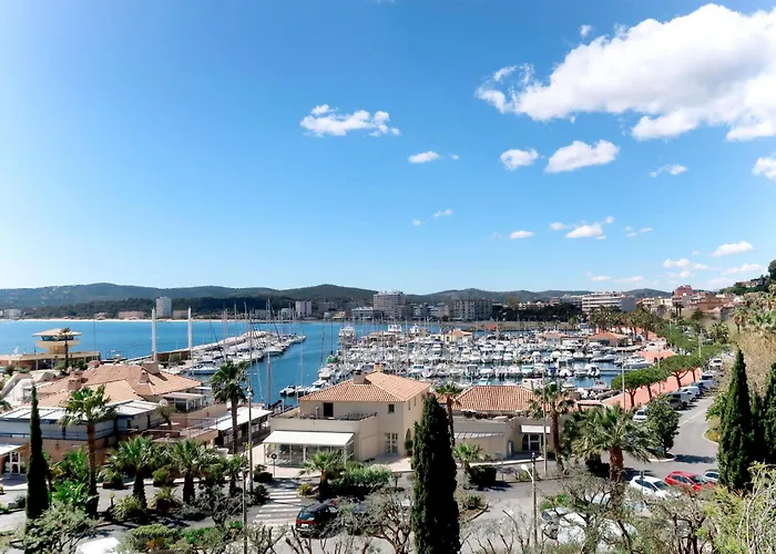 Le Perregaux By Interhome Apartment Le Lavandou