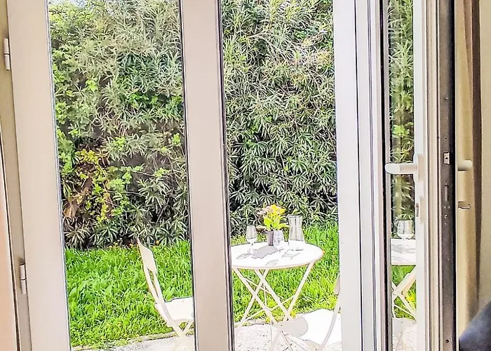 Lägenhet Le Perregaux By Interhome Le Lavandou